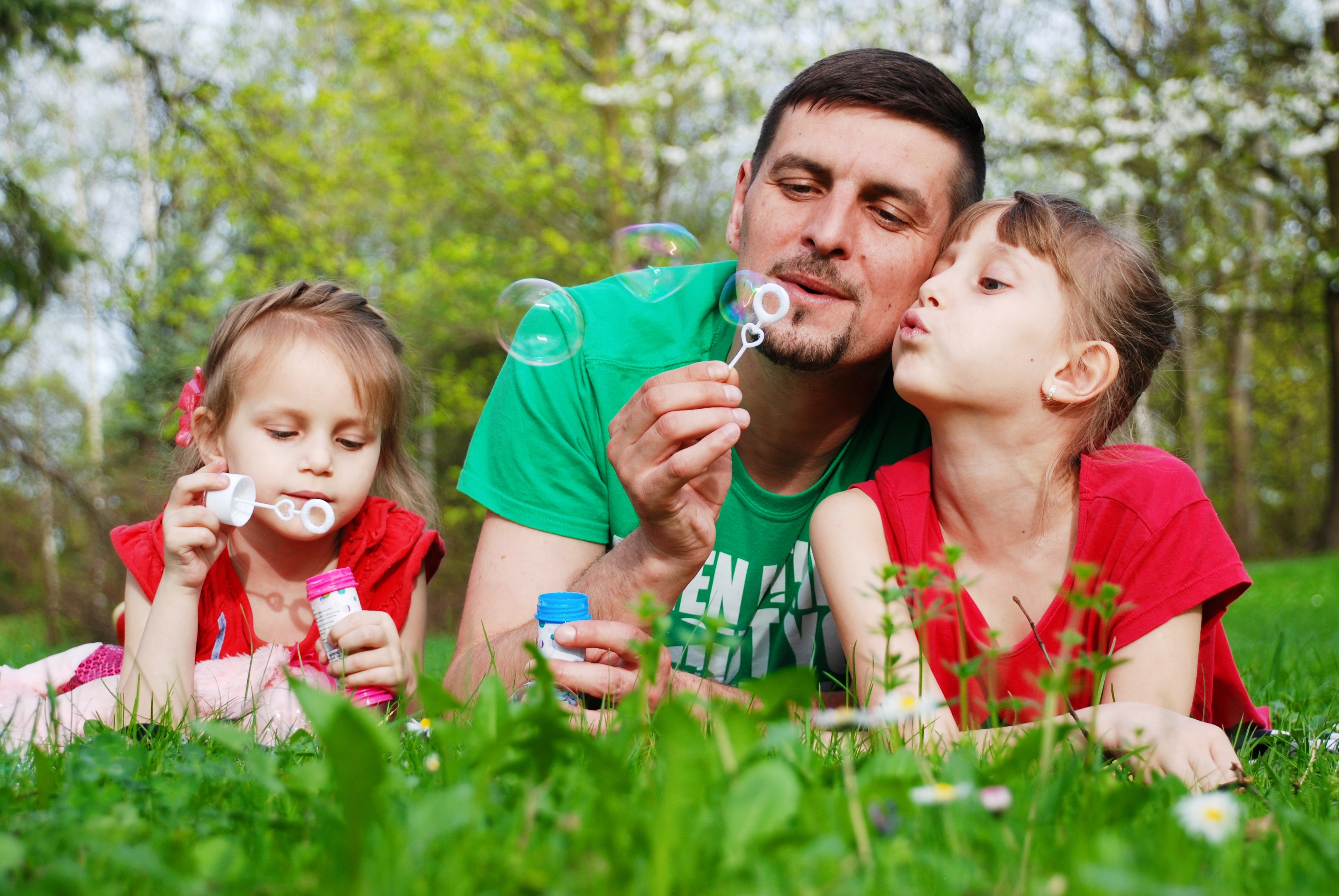 Summer with dad and girls